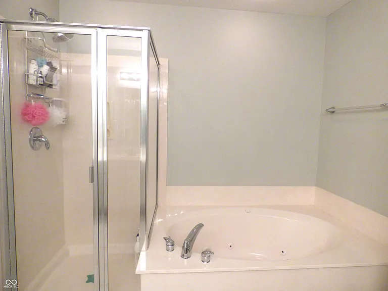 5677 Trammel Ct — Photo 15