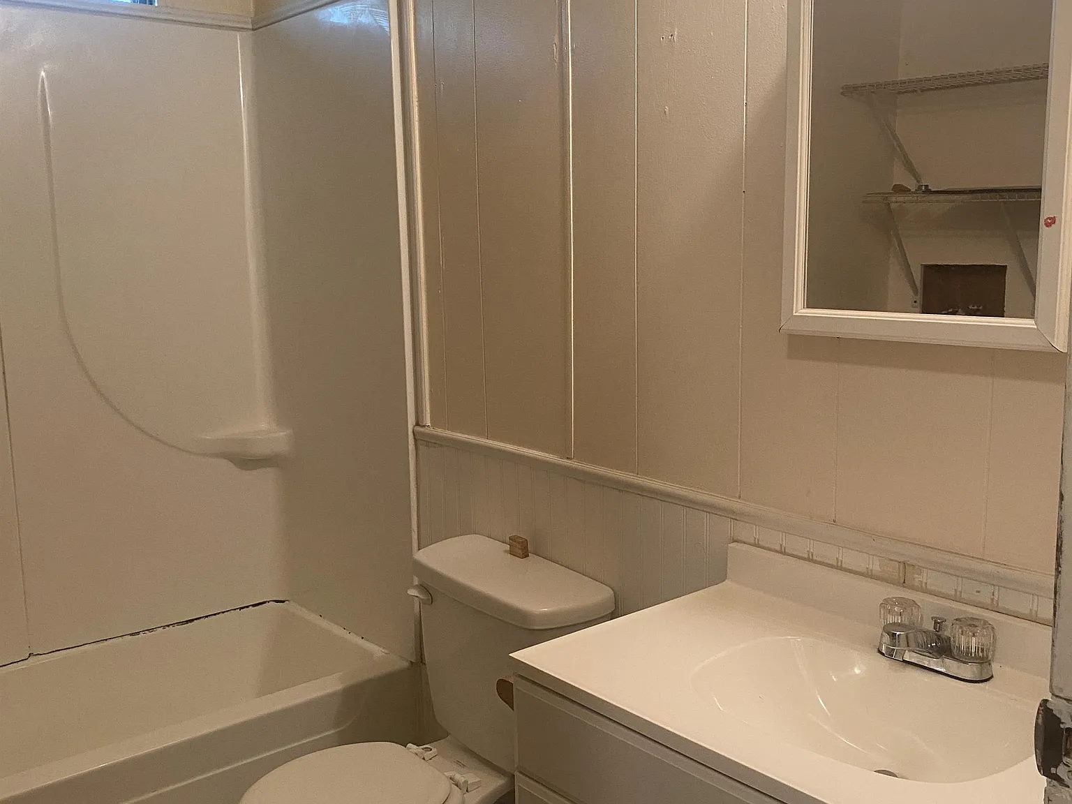 2220 Christy Lane - 1 — Photo 2