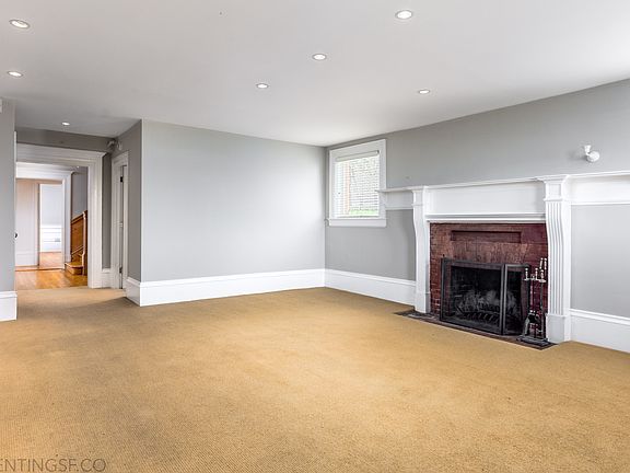 3rd image of 2160 Lake St #A
