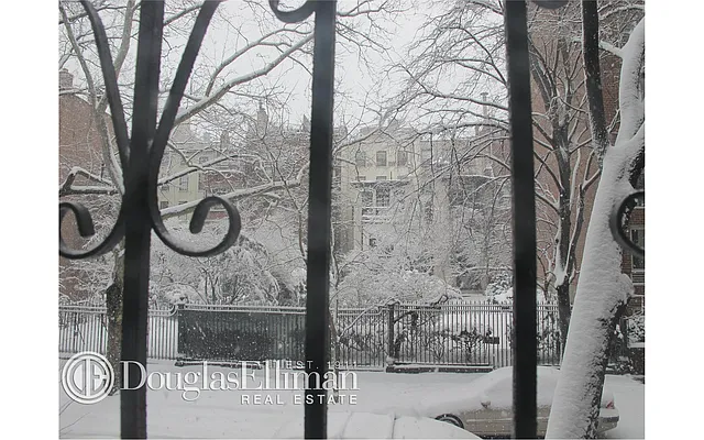 Rented by Douglas Elliman | media 40