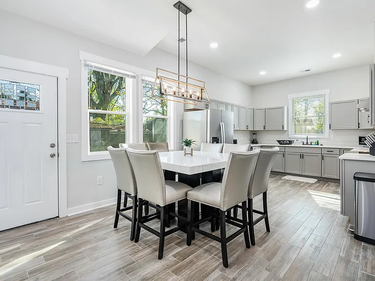 209 Beirne Ave NW — Photo 4