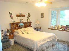 Roomy 15x15 Bedrooms