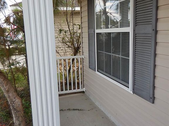 3rd image of 1487 Dunhurst Dr