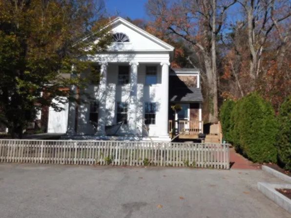 24 Morse Ct #D