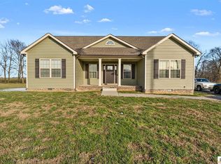 300 Circle Rd, Scottsville, KY 42164