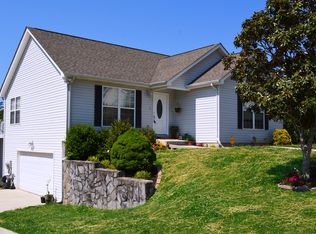 1105 Fuller Glen Cir, Chattanooga, TN 37421