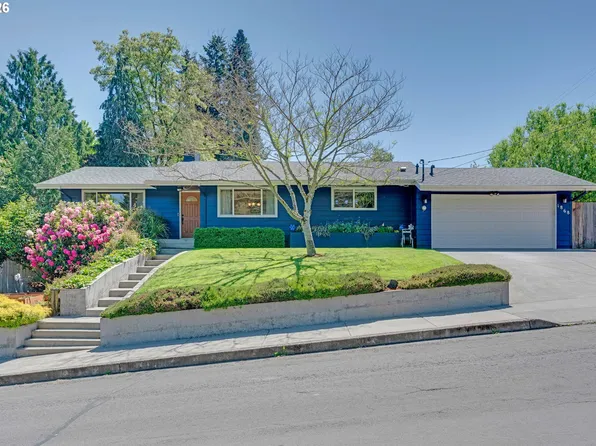 1868 SE Oak St, Hillsboro, OR 97123