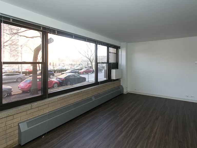 Dining/Living room