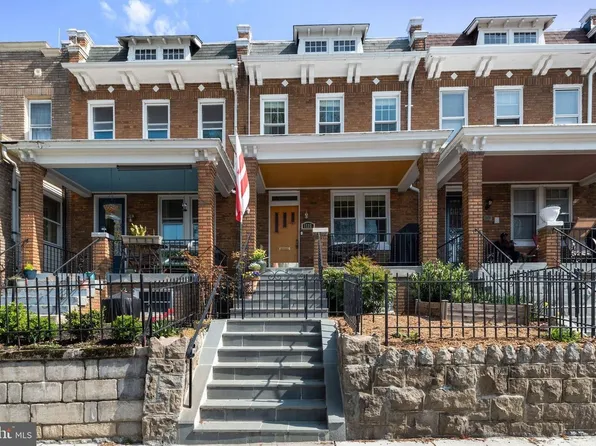 1222 Owen Pl NE, Washington, DC 20002
