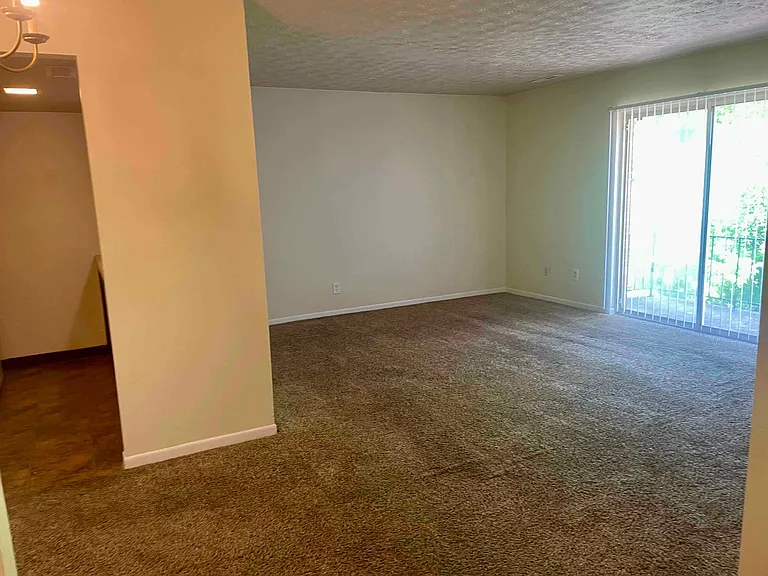 6255 Beechmont Ave #24 — Photo 6