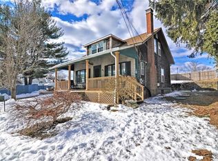 41 Capwell Ave, Coventry, RI 02816