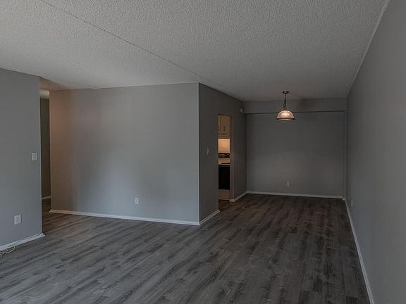 3rd image of 27000 Valley Run Dr #109