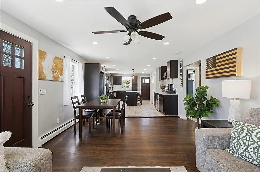 2 bed, 1.0 bath, 960 sqft, $2,600 — Photo 3