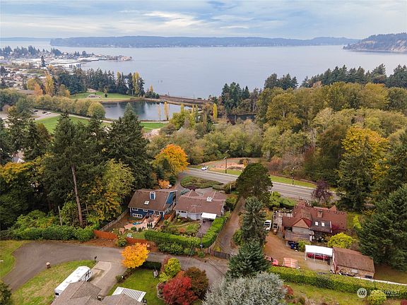 3rd image of 8332 6th Avenue