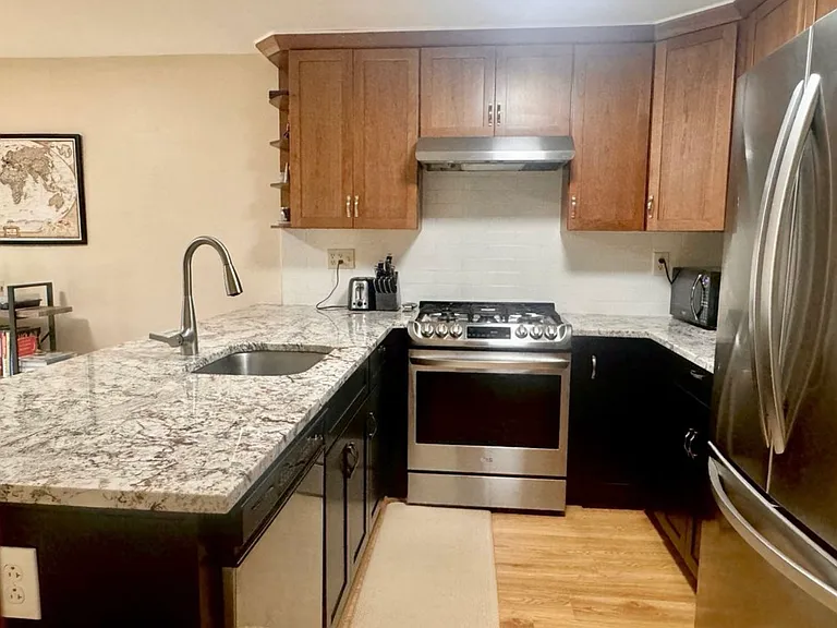 12 Hickory Ln #12 — Photo 6