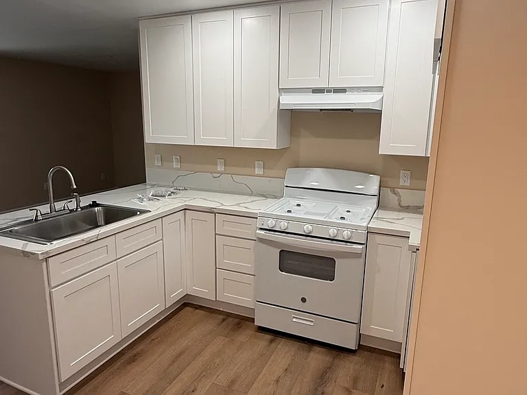 7418 Mount Vernon St #C — Photo 2