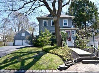 8 Manning St, Lexington, MA 02421