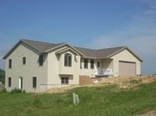 N8125 Marx Ln, Mindoro, WI 54644