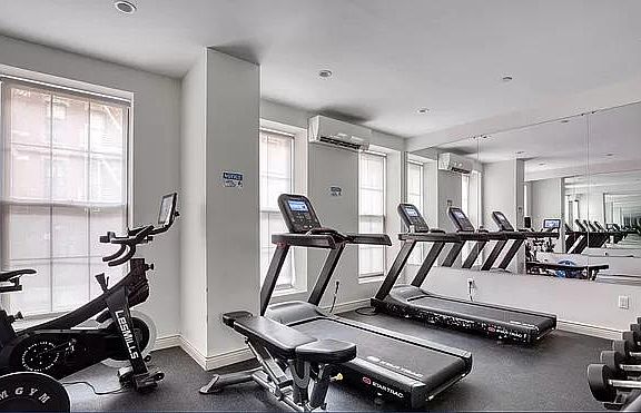 2nd image of 371 E 10th St #4