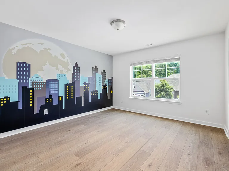 1069 Pennington Dr — Photo 31
