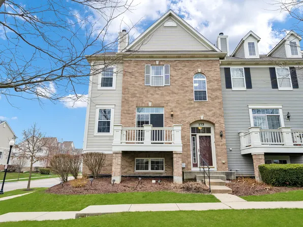 175 Shaftesbury St, Carol Stream, IL 60188