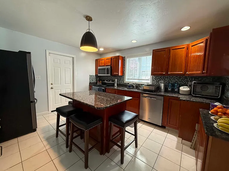 51 Dixfield St — Photo 7