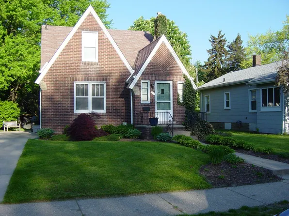 822 Etowah Ave, Royal Oak, MI 48067