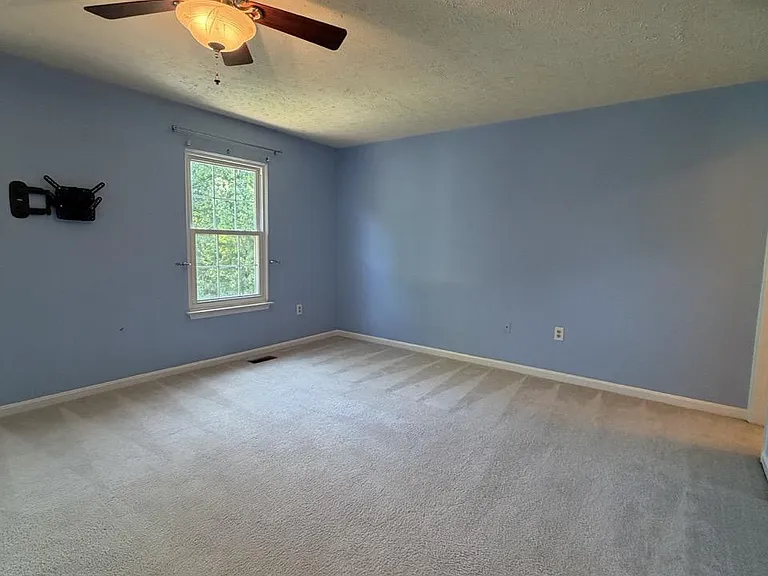 107 Peridot Pl — Photo 34