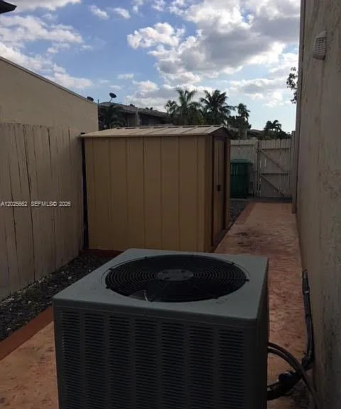 10971 SW 69th Ter #10971 — Photo 19
