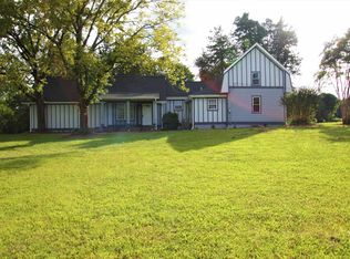 202 Lexington Rd, Landrum, SC 29356