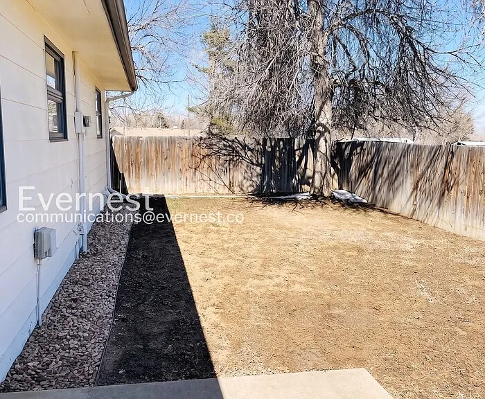 928 Timber Ln — Photo 21