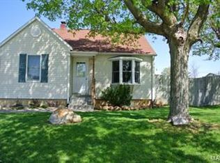419 N Smith St, Perryville, MO 63775