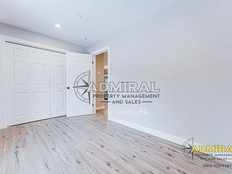 3 Strafford Rd #2 — Photo 7
