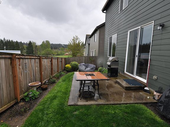 5th image of 6207 NE 60th Ave