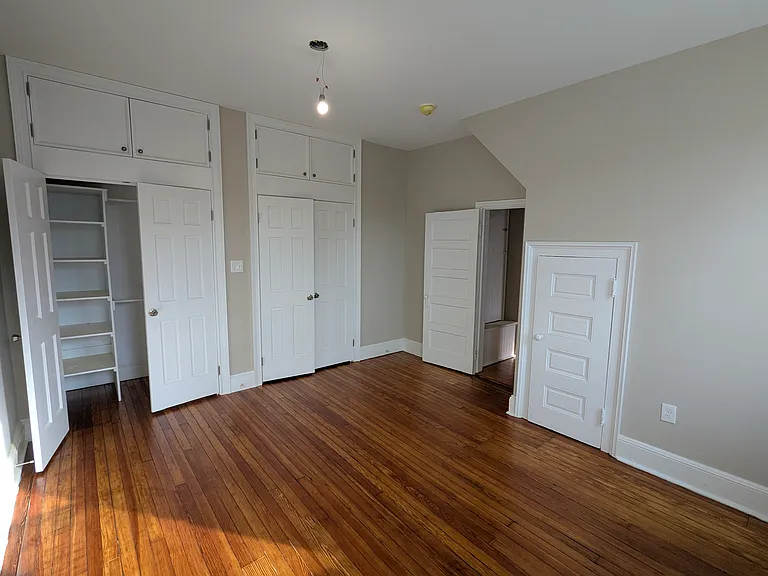 1300 Summit Ave #3 — Photo 14