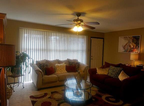 4th image of 545 Marechal Ln