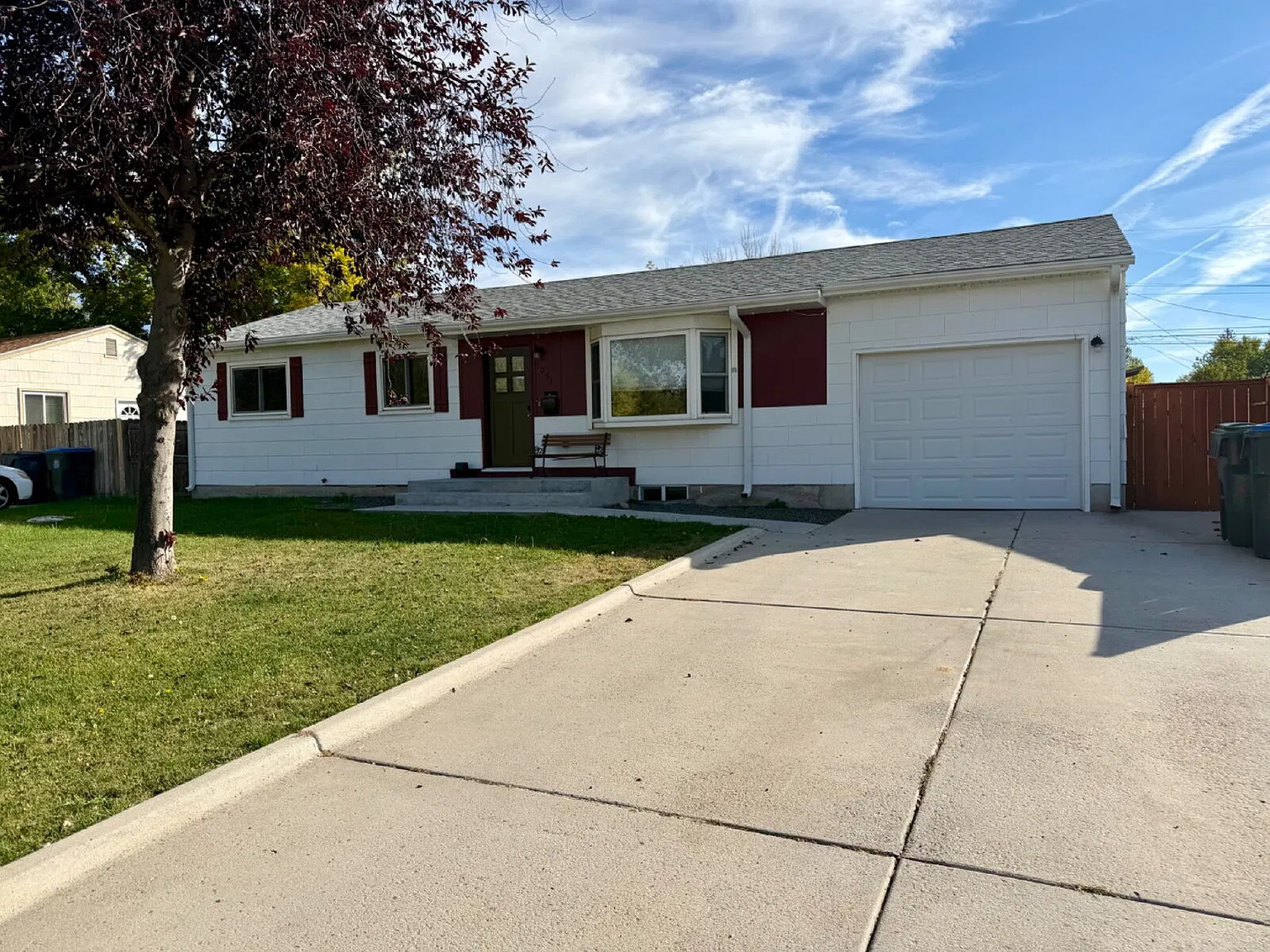 6 bed, 2.0 bath, $3,000 — Photo 1