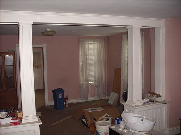 2nd image of 50 Green St