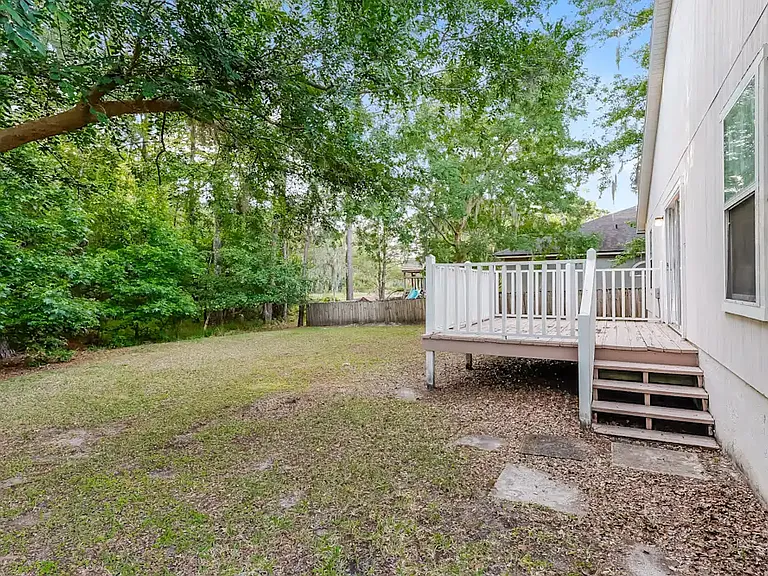 222 Dover Bluff Dr — Photo 6