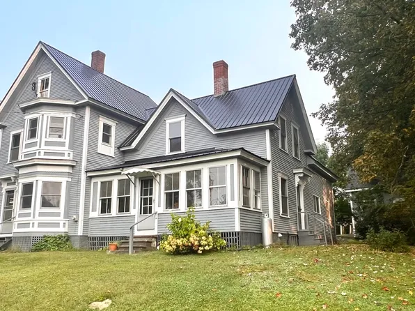 9 Pleasant Street, Guilford, ME 04443