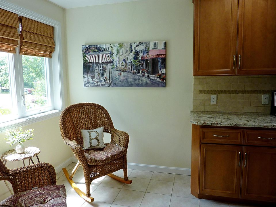 36 Heather Court, Nashua, NH 03062 Zillow