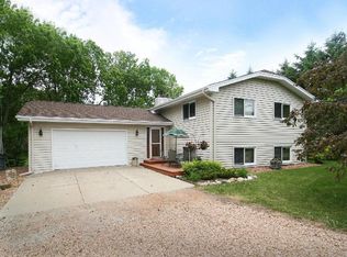 2135 S Lakeshore Dr, Independence, MN 55359
