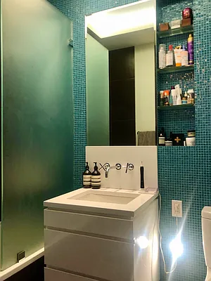 Rented by The KCI Group | media 52