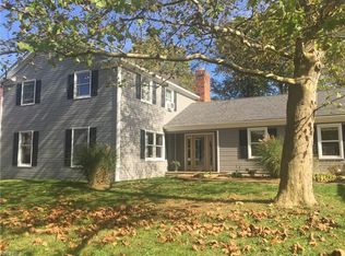 16237 Snyder Rd, Chagrin Falls, OH 44022