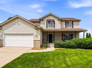 1232 Oriskany Dr, Schererville, IN 46375