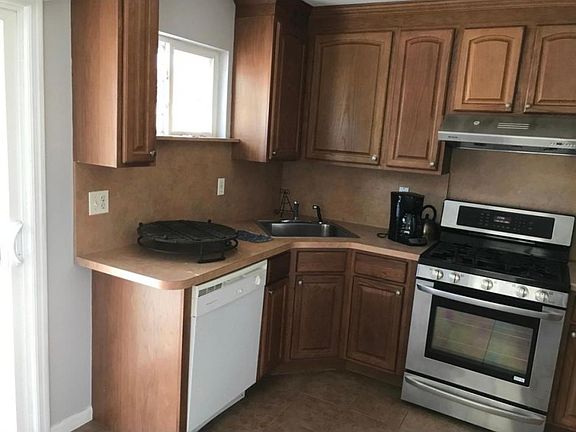 5th image of 9 Winfield Ave #3BDPH