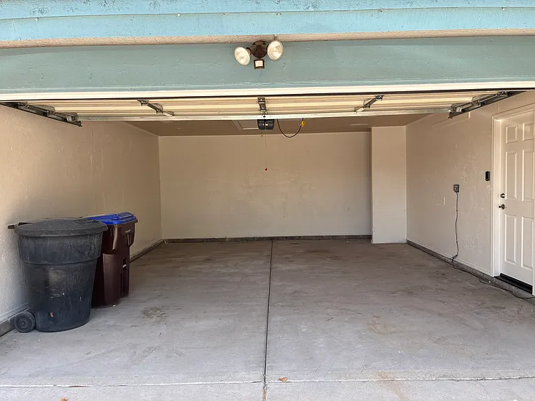 8208 W Columbine Dr — Photo 31