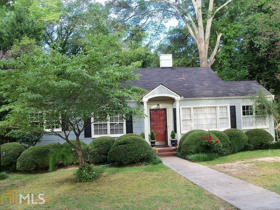 2nd image of 812 Bieze St