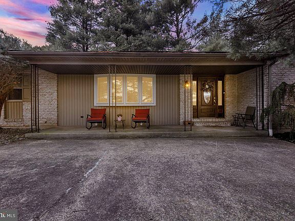 2nd image of 5 Park Rd