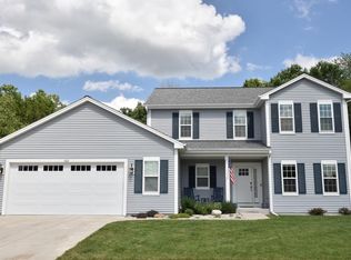 1571 E Monroe Ave, Hartford, WI 53027